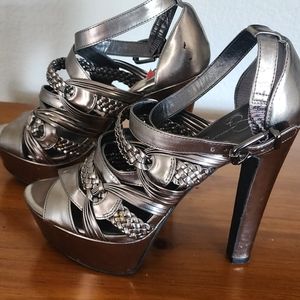 Jessica Simpson Parissa silver heels